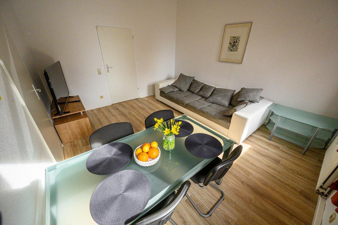 Kleine, Ruhig Gelegene Ferienwohnung In بلوين المظهر الخارجي الصورة